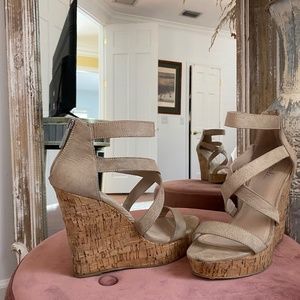 Charles David Nude Wedges